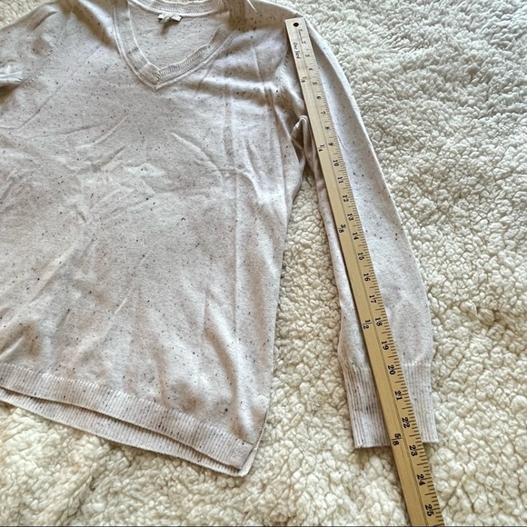 Cream colored TALBOTS Speckled Rainbow v-neck knit sweater - Picture 7 of 11